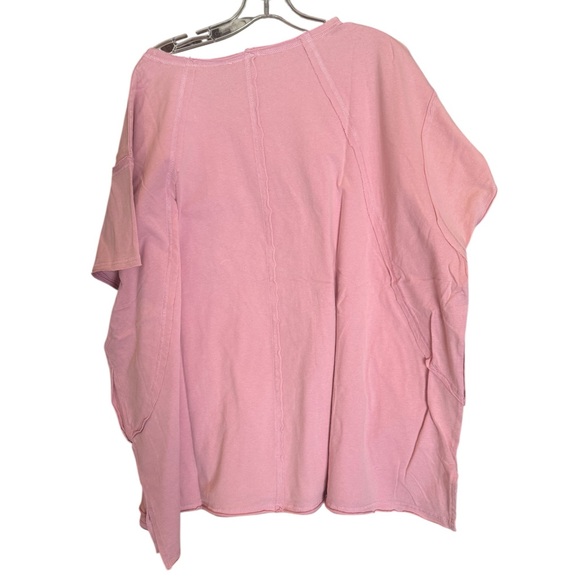 Easel Pink Floral Top PLUS - Picture 2 of 4